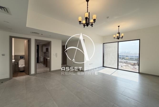 | Free Hold | High Quality Building | Open View