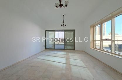 Apartment - 2 Bedrooms - 2 Bathrooms for rent in New Al Taawun Road - Al Taawun - Sharjah