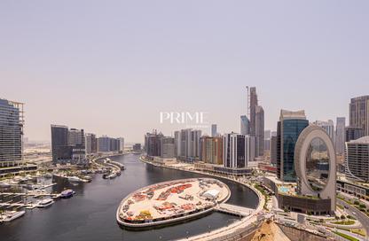 شقة - 2 - 4 للايجار في اقامة 22 - الخليج التجاري - دبي