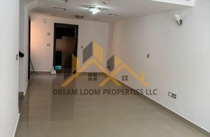 Villa - 2 Bedrooms - 3 Bathrooms for rent in Zone 8 - Hydra Village - Abu Dhabi