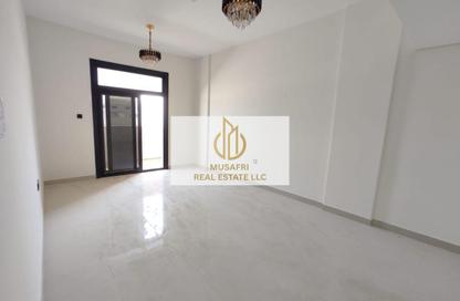 Apartment - 1 Bedroom - 2 Bathrooms for rent in Muwailih Building - Muwaileh - Sharjah