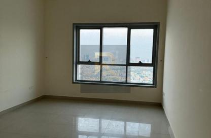 Apartment - 2 Bedrooms - 4 Bathrooms for rent in Corniche Tower - Ajman Corniche Road - Ajman