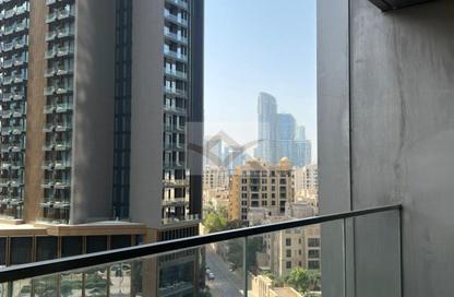 Apartment - 1 Bedroom - 2 Bathrooms for rent in Boulevard Point - Downtown Dubai - Dubai