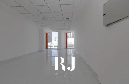 Office Space - Studio for rent in B2B Tower - Business Bay - Dubai