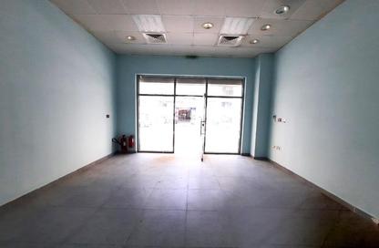 Shop - Studio - 1 Bathroom for rent in Al Mahatta - Al Qasimia - Sharjah