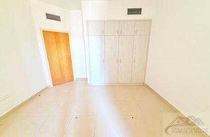 Full Floor - 2 Bedrooms - 2 Bathrooms for rent in Al Nada Tower - Al Nahda - Sharjah
