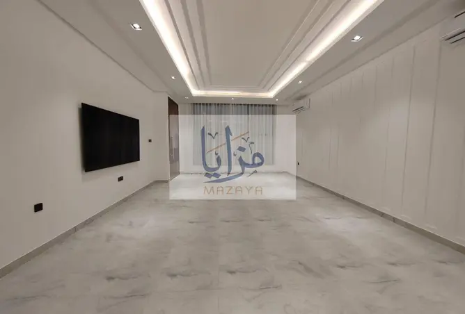 156008182 - Property Image 3