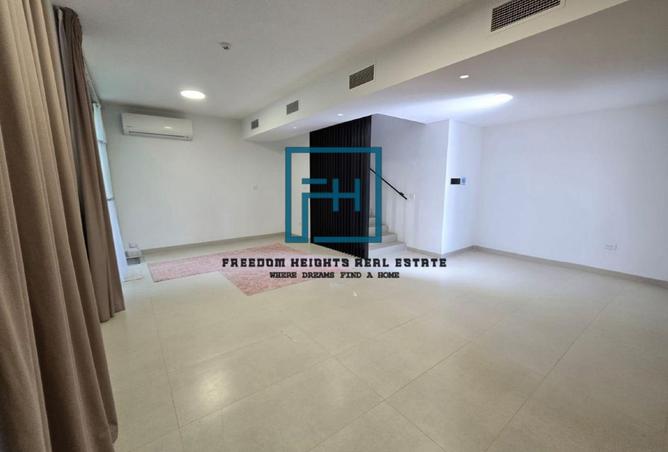 84081997 - Property Image 3