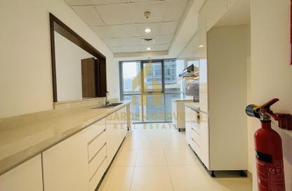 Apartment - 3 - 4 for rent in Sherina Plaza 1 - Corniche Deira - Deira - Dubai