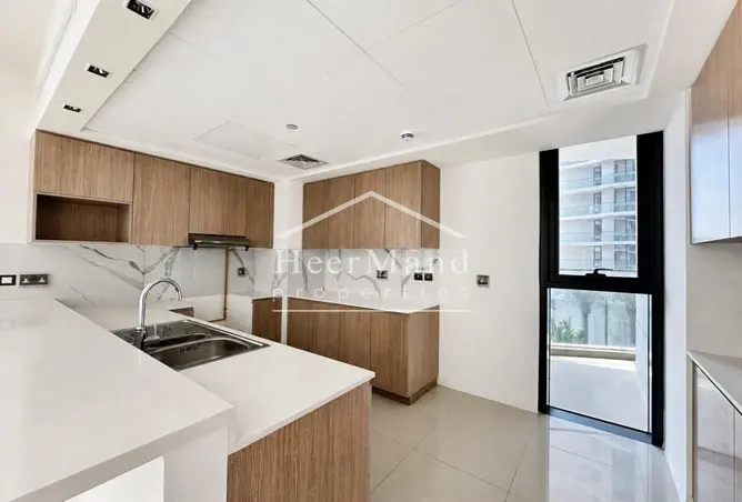 148620602 - Property Image 3
