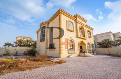 Villa - 5 Bedrooms - 7+ Bathrooms for rent in Al Barsha 3 - Al Barsha - Dubai