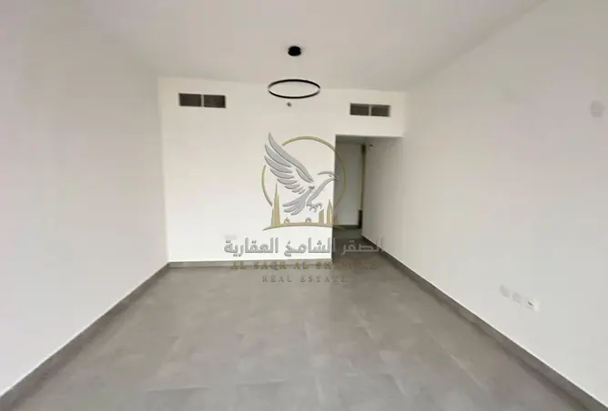 165583300 - Property Image 3