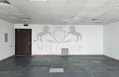 مكتب - استوديو للايجار في برج تشرشل للأعمال - أبراج تشرشل - الخليج التجاري - دبي