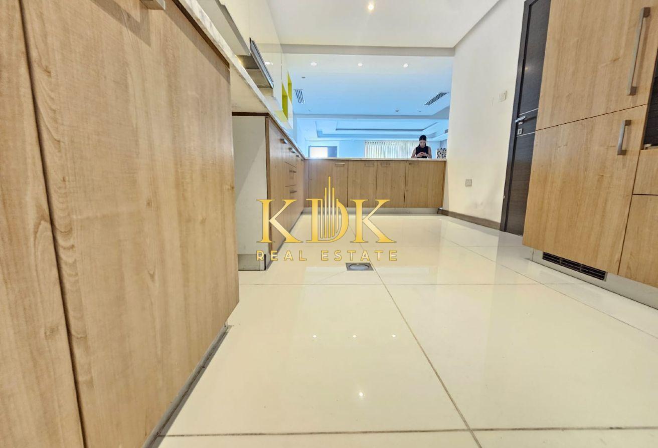 G + 2 | Massive Lay out | Near to Exit photo 9