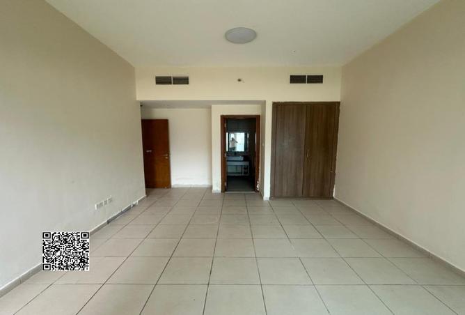 76966533 - Property Image 2