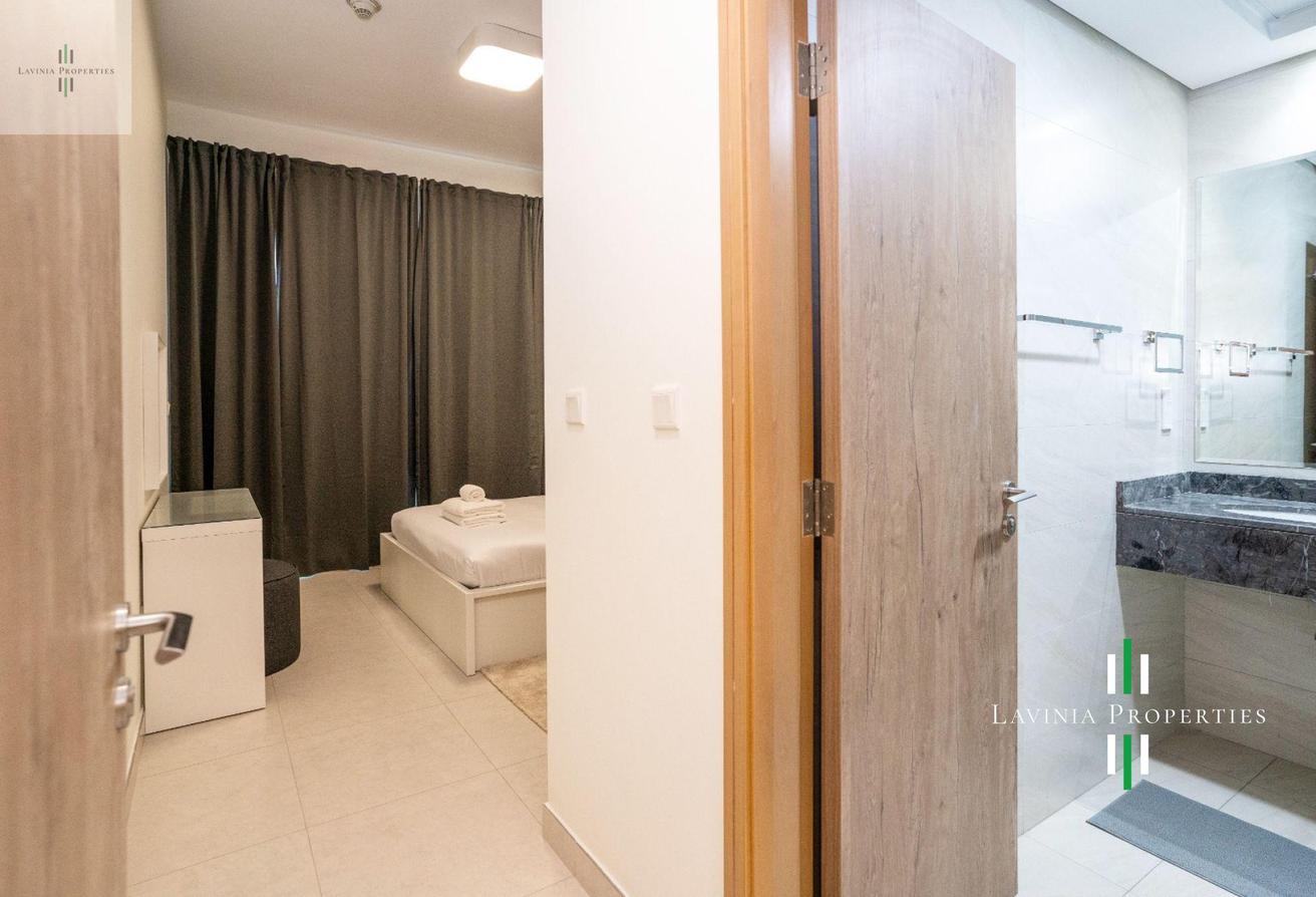 SPACIOUS | CANAL & SKYLINE VIEW | PRIME LOCATION photo 10