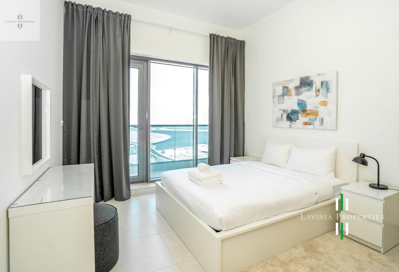 SPACIOUS | CANAL & SKYLINE VIEW | PRIME LOCATION photo 8