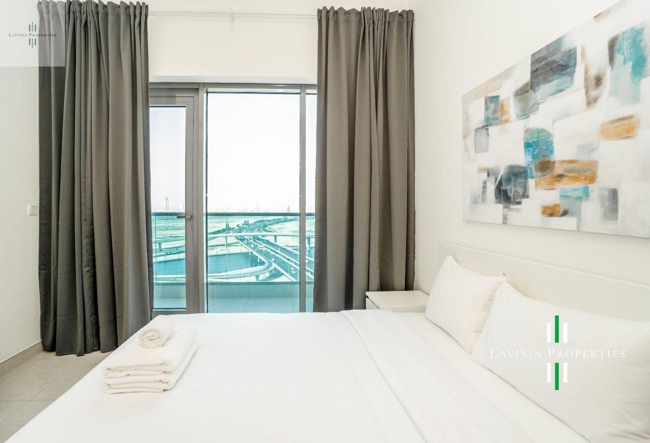 SPACIOUS | CANAL & SKYLINE VIEW | PRIME LOCATION photo 5