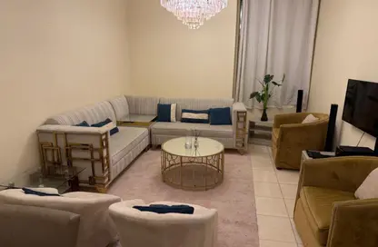 شقة - غرفة نوم - 2 حمامات للبيع في أورينت تاور 1 - أورينت تاور - البستان - عجمان