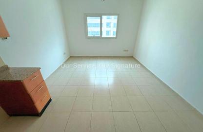 Apartment - Studio - 1 Bathroom for rent in New Al Taawun Road - Al Taawun - Sharjah Apartment - Studio - 1 Bathroom for rent in New Al Taawun Road - Al Taawun - Sharjah