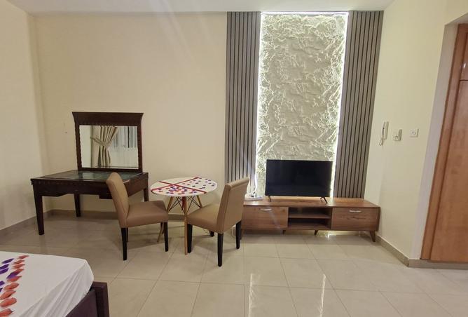 121544158 - Property Image 3