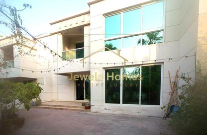 Villa - 4 Bedrooms - 3 Bathrooms for rent in Umm Suqeim 2 - Umm Suqeim - Dubai Villa - 4 Bedrooms - 3 Bathrooms for rent in Umm Suqeim 2 - Umm Suqeim - Dubai