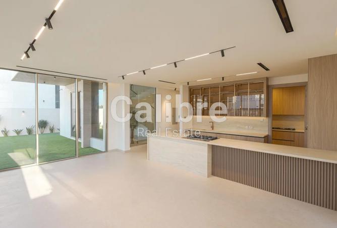 65194808 - Property Image 2