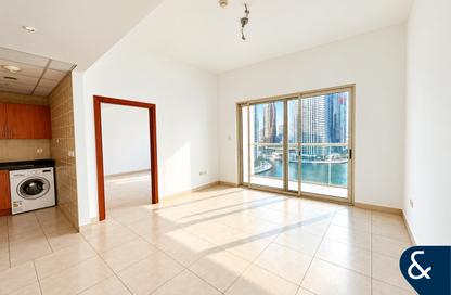 Apartment - 1 - 1 for rent in The Waves Tower B - The Waves - Dubai Marina - Dubai