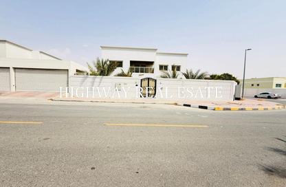 Villa - 5 Bedrooms - 7 Bathrooms for rent in Barashi - Al Badie - Sharjah