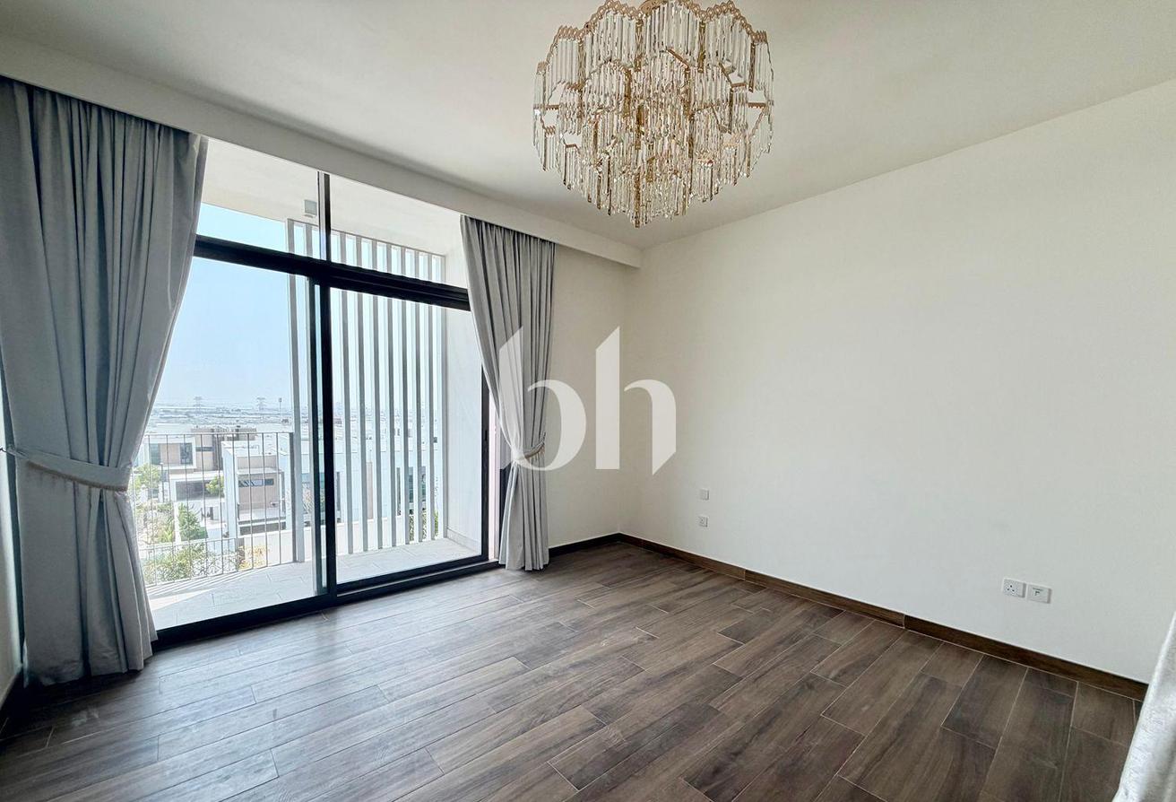 Independent Villa | Best Price | Landscaped photo 12