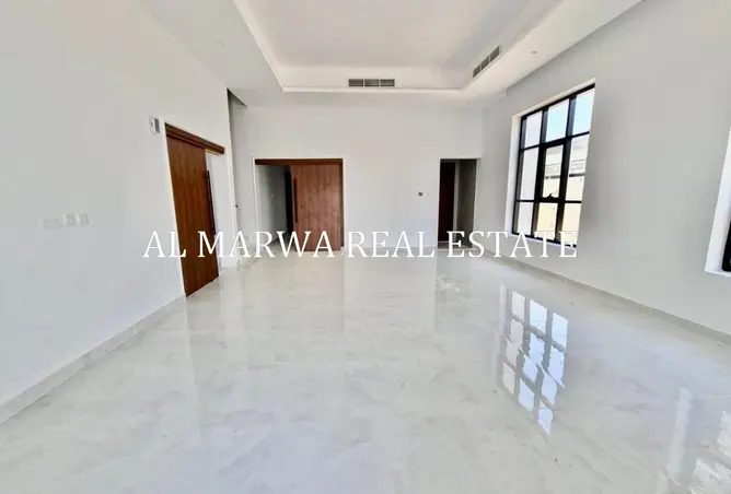 156485183 - Property Image 2