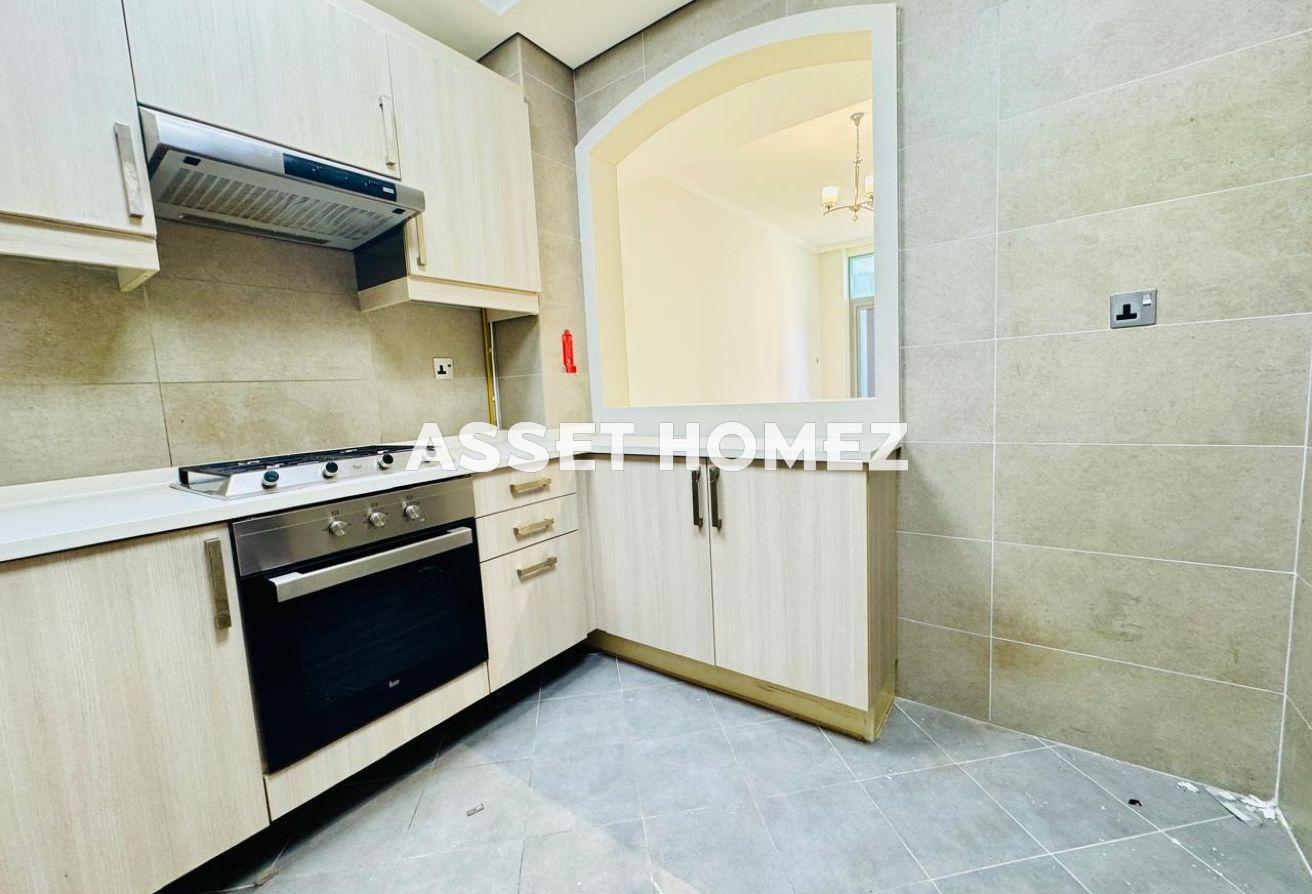 Higher Floor | Canal View | Fully Bright | Vacant photo 4