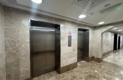 Office Space - Studio - 3 Bathrooms for rent in Al Dafeinah - Asharej - Al Ain
