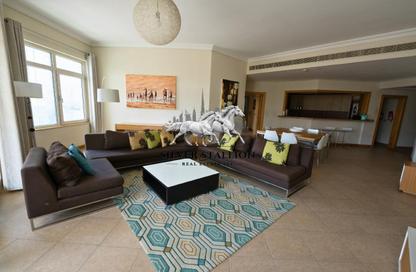 Apartment - 2 Bedrooms - 3 Bathrooms for rent in Al Das - Shoreline Apartments - Palm Jumeirah - Dubai