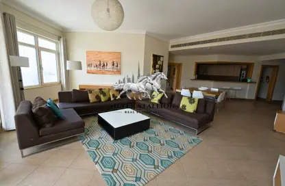 Apartment - 2 Bedrooms - 3 Bathrooms for rent in Al Das - Shoreline Apartments - Palm Jumeirah - Dubai