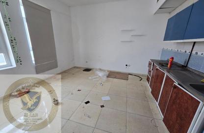 Apartment - Studio - 1 Bathroom for rent in Al Qulaya'ah - Al Sharq - Sharjah