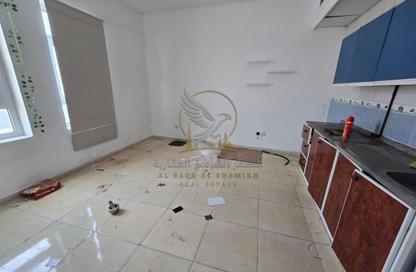 Apartment - Studio - 1 Bathroom for rent in Al Qulaya'ah - Al Sharq - Sharjah Apartment - Studio - 1 Bathroom for rent in Al Qulaya'ah - Al Sharq - Sharjah