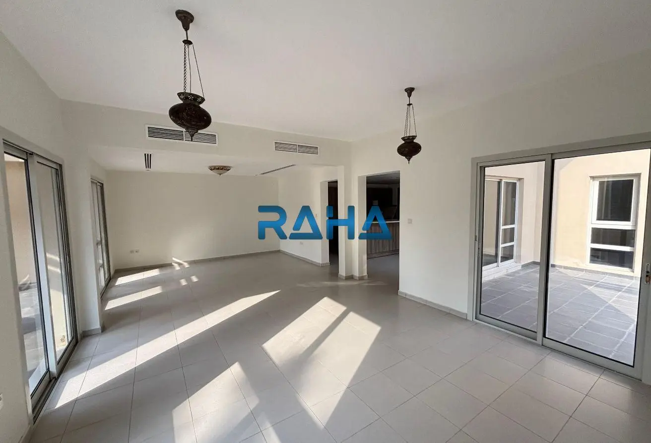 105992397 - Property Main Image