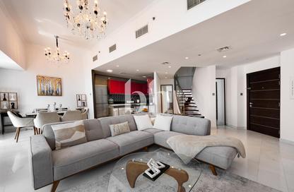 Apartment - 2 Bedrooms - 3 Bathrooms for rent in Cayan Tower - Dubai Marina - Dubai