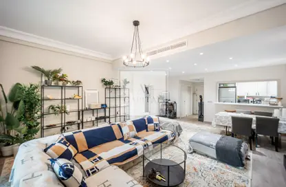 Apartment - 1 Bedroom - 2 Bathrooms for sale in Al Shahla - Shoreline Apartments - Palm Jumeirah - Dubai