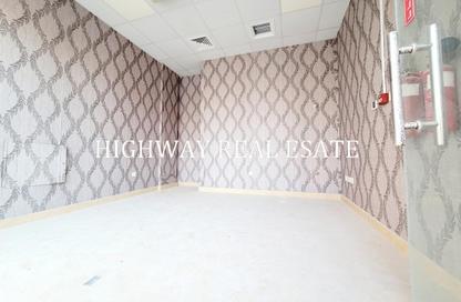 Shop - Studio for rent in Muwailih Building - Muwaileh - Sharjah