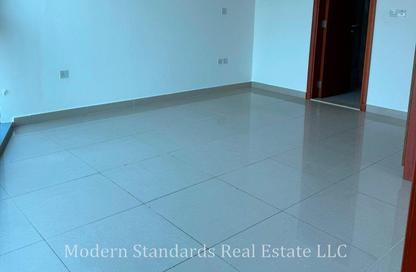 Apartment - 1 Bedroom - 2 Bathrooms for rent in Park Tower A - Park Towers - DIFC - Dubai
