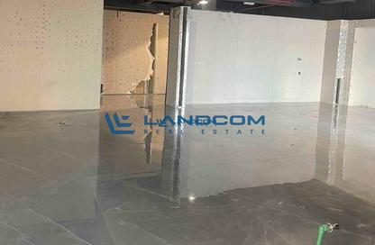 Shop - Studio for rent in Dubai National Insurance Building - Sheikh Zayed Road - Dubai