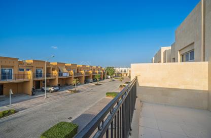 Townhouse - 4 Bedrooms - 3 Bathrooms for rent in Victoria 2 - Victoria - Damac Hills 2 - Dubai
