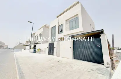 Villa - 4 Bedrooms - 6 Bathrooms for rent in Hoshi 1 - Hoshi - Al Badie - Sharjah