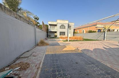 Villa - 4 - 5 for rent in Al Dhait - Ras Al Khaimah