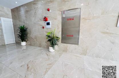 Whole Building - Studio - 7+ for sale in Al Mowaihat 1 - Al Mowaihat - Ajman