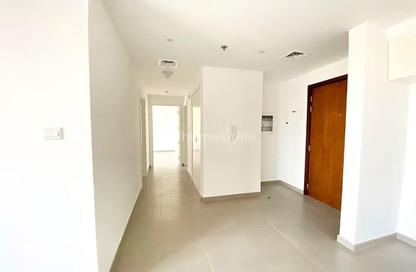 Apartment - 2 Bedrooms - 2 Bathrooms for rent in Zahra Apartments 1A - Zahra Apartments 1 - Zahra Apartments - Town Square - Dubai