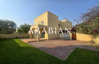 Villa - 3 Bedrooms - 3 Bathrooms for rent in Meadows 1 - Meadows - Dubai