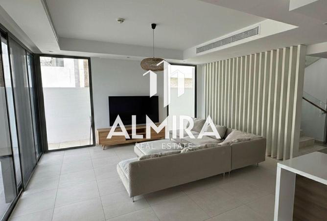 78185158 - Property Image 2